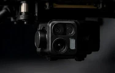Thermal and zoom camera on an enterprise drone